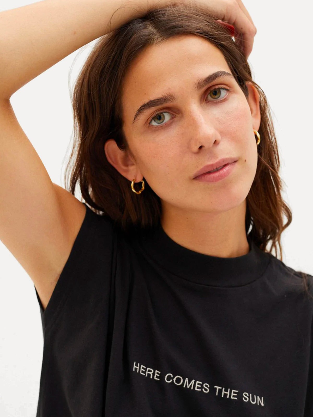 Here Comes the Sun Tee - Black